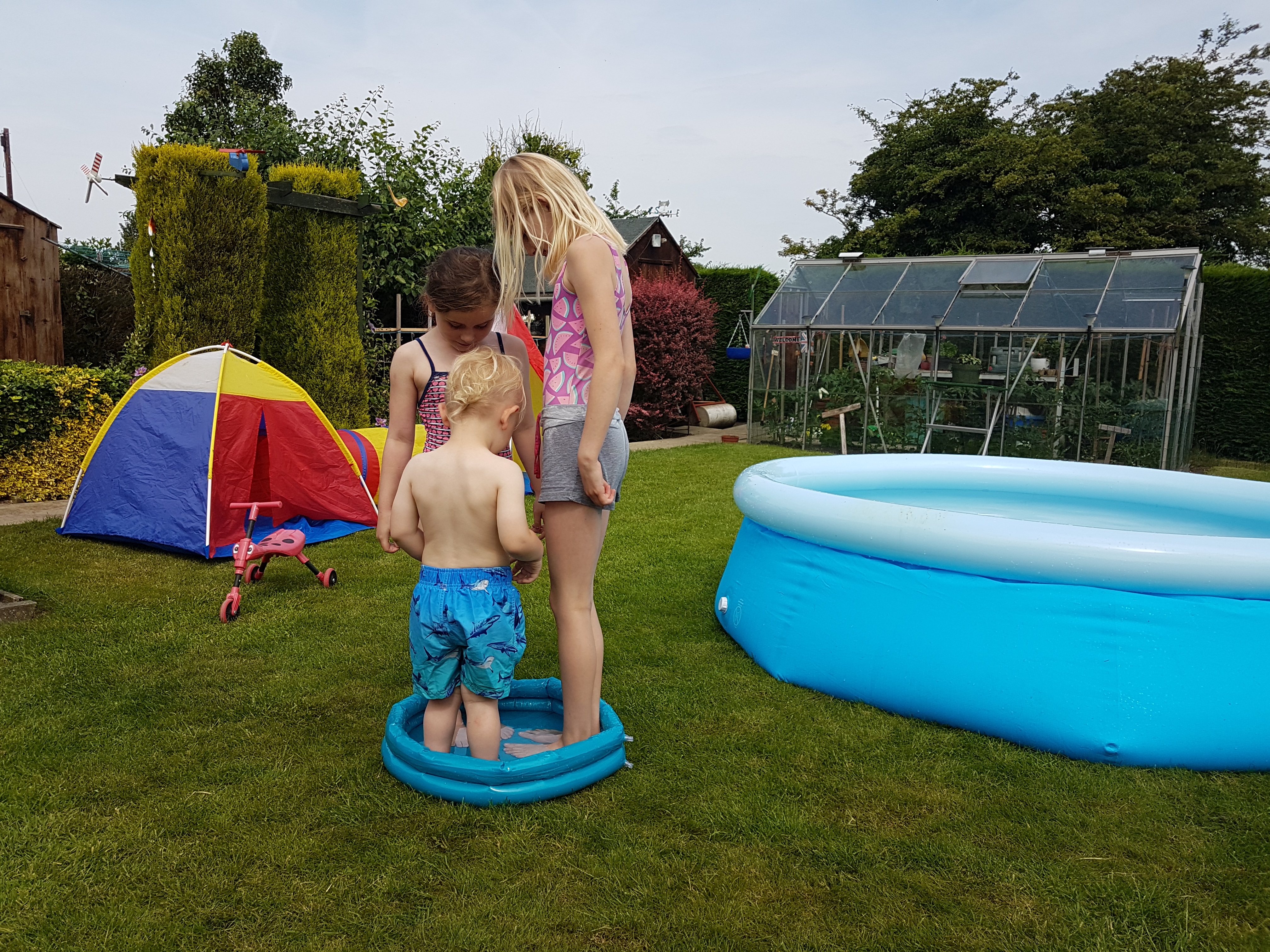 family-time-three-in-a-pool