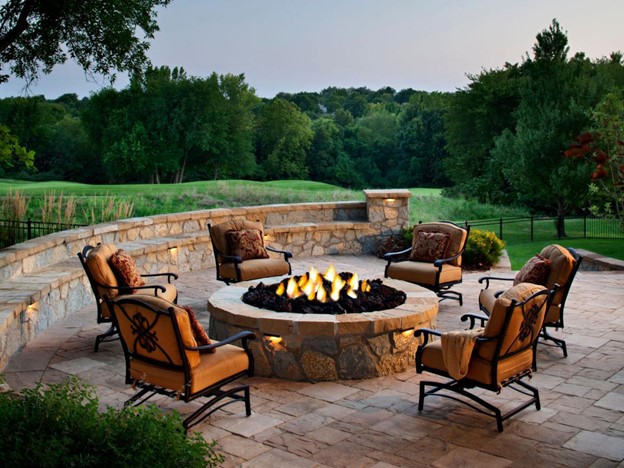 Why you Should Get Outdoor Fire Pits