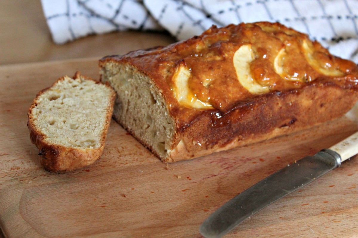 Bake it: Apple & Cinnamon Loaf