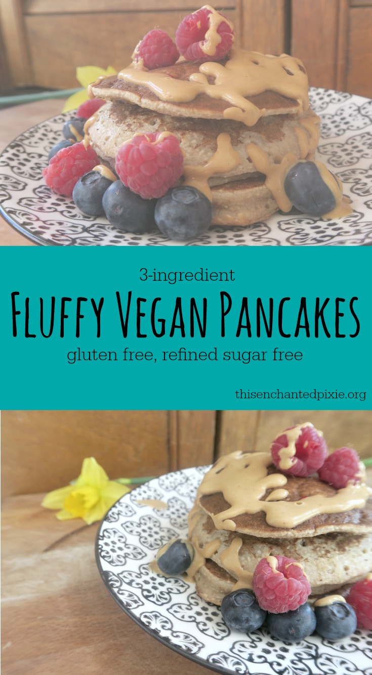 LIght & Fluffy, 3-ingredient vegan pancakes